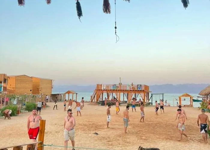 Camp & Szálloda Nuweiba`