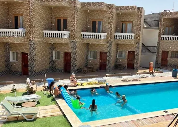 Szálloda Camp & Nuweiba`
