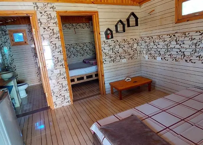 Camp & Szálloda Nuweiba`