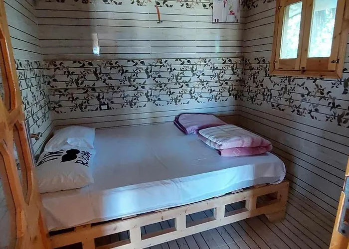 Szálloda Camp & 3*