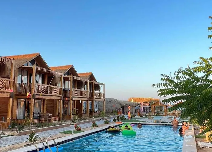 Camp & Szálloda 3*
