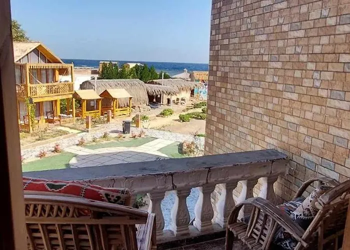 Camp & 3* Nuweiba`