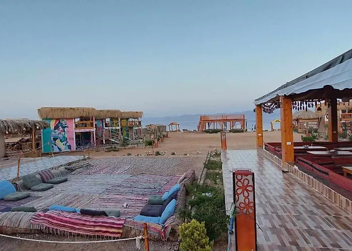 Camp & 3* Nuweiba`