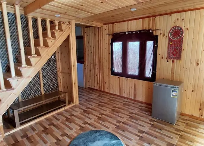 Szálloda Camp & 3*