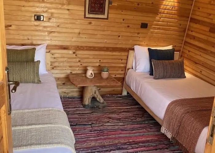 Camp & Hotel 3*